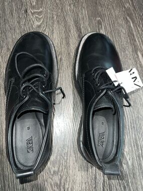 Zara Black Lace-Up Derby Shoes